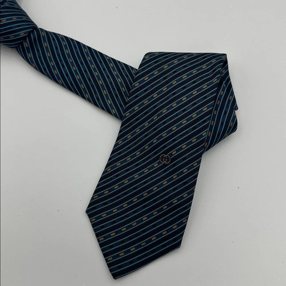 Gucci Vintage Silk Printed Tie Blue Black 57” Long